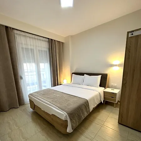 Aparthotel Navarino Luxe Peraia (Thessaloniki)