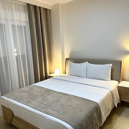 Aparthotel Navarino Luxe