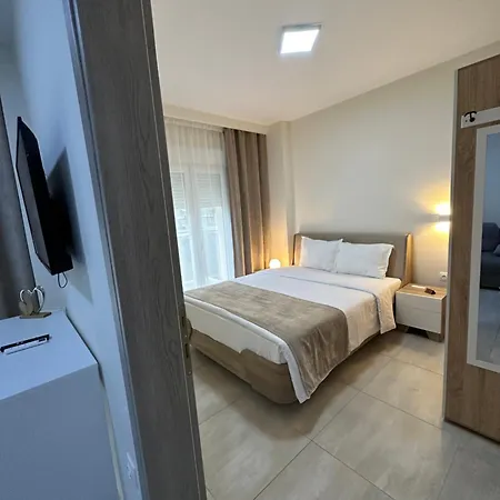 Aparthotel Navarino Luxe