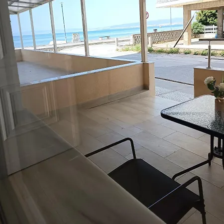 Navarino Luxe Aparthotel *