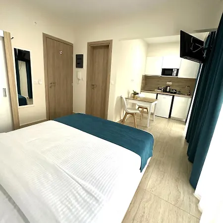 Navarino Luxe