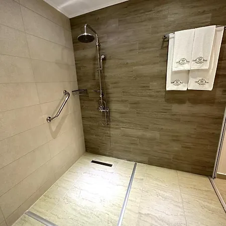 Aparthotel Navarino Luxe *