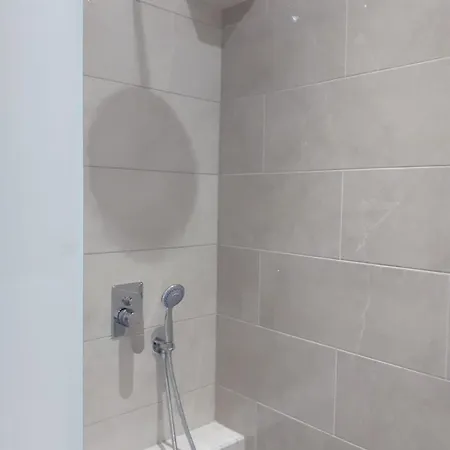 Navarino Luxe *
